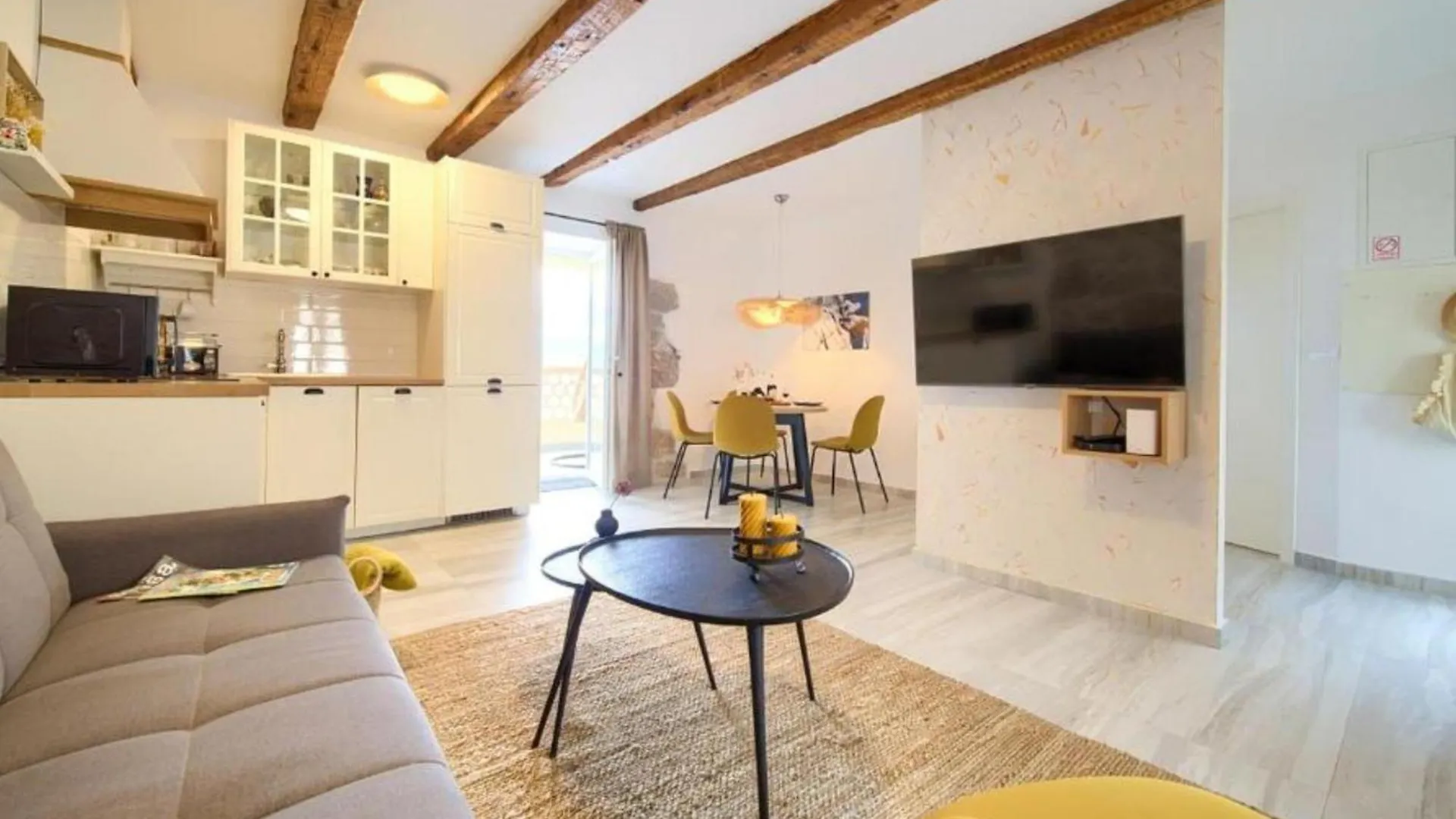 Apartment Dume Vrbnik  Croatia