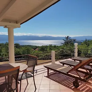 With Sea View Vrbnik (Primorje-Gorski Kotar)